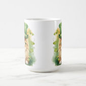 NIEDLICHE FLUFFY-KATZE, DIE FÜR STARTPATRICKS TAG  KAFFEETASSE (Mittel)