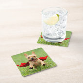 Niedliche französische Bulldoggesuperhero-Läufe im Rechteckiger Pappuntersetzer (Vor Ort)