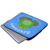 Niedliche, fröhlich lächelnde, grüne Frosch Cartoo Laptopschutzhülle (Vorne Knopf)