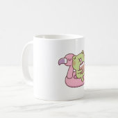 Niedliche Froschkühlung auf Flamingo Pool Float Kaffeetasse (Vorderseite Links)