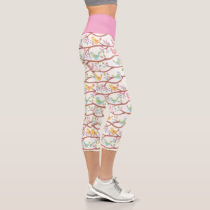 Niedliche Frühlingszweige und Vögel Capri Leggings