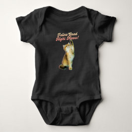Niedliche Funny Cat Typografie mit Playful Kitten Baby Strampler