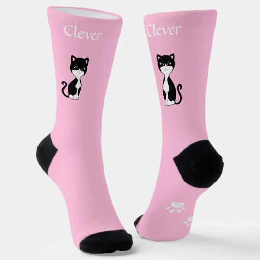 Niedliche Funny Tuxedo Cat & Paws on Light Pink Socken (Gewinkelt)
