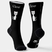 Niedliche Funny White Cat & Paws auf schwarz Socken (Gewinkelt)