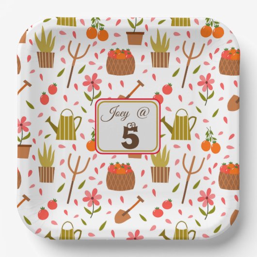 Niedliche Gartenwerkzeuge und Pflanze Nahtloses Mu Pappteller (Vorderseite)