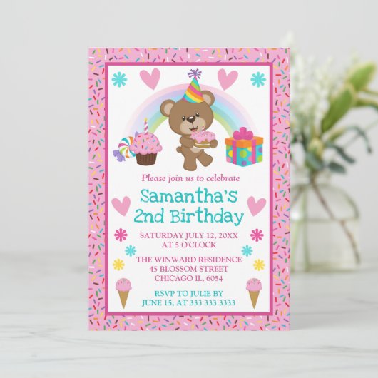 Niedliche Geburtstag Bear & Rainbow & Cake Einladung (Stehend Vorderseite)
