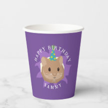 Niedliche Geburtstag Hamster durchblättert Loch