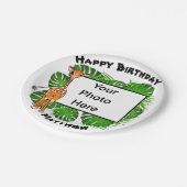 Niedliche Geburtstag Safari-Giraffe | Tropenwald Pappteller (Schrägansicht)