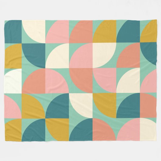 Niedliche geometrische Formen Muster in Aquamarin Fleecedecke (Vorderseite (Horizontal))