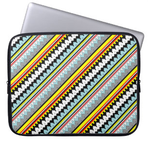 Niedliche geometrische Streifen Laptopschutzhülle