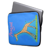 Niedliche Gigraffe mit Schmetterling-Cartoon Laptopschutzhülle (Vorderseite Links)