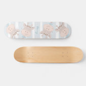 Niedliche Giraffe (blau) Skateboard (Horizontal)