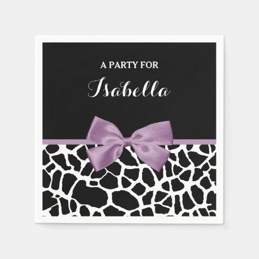 Niedliche Giraffe Druckvorschau Lila mit Namen Serviette (Vorderseite)