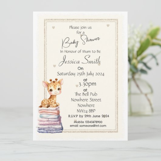 Niedliche Giraffe Kinderdusche Einladung (Stehend Vorderseite)