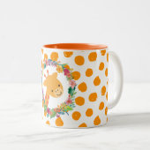 Niedliche Giraffe mit einem blumengeschmückten Wat Zweifarbige Tasse (VorderseiteRechts)