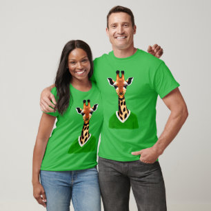 Niedliche Giraffe mit einem grünen Pullover