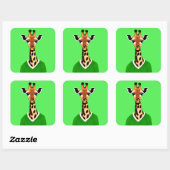 Niedliche Giraffe mit einem grünen Pullover Quadratischer Aufkleber (Blatt)