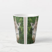 Niedliche Giraffe Nah-Up Design Latte Tasse (Vorderseite)
