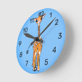 Niedliche Giraffe zeichnend, Safaritiere Runde Wanduhr (Winkel)