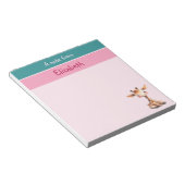 Niedliche Giraffen individuelle Name Rosa Kinder Notizblock (angewinkelt)