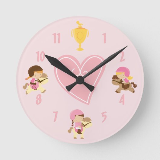 Niedliche Girls und Ponys mit englischer Tack Pink Runde Wanduhr (Vorderseite)