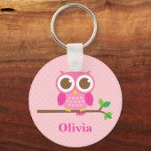 Niedliche Girly Pink Owl auf der Zweigstelle für M Schlüsselanhänger (Vorderseite)