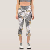 Niedliche Girly Yellow & GraublütenIllustration Capri Leggings (Vorderseite)