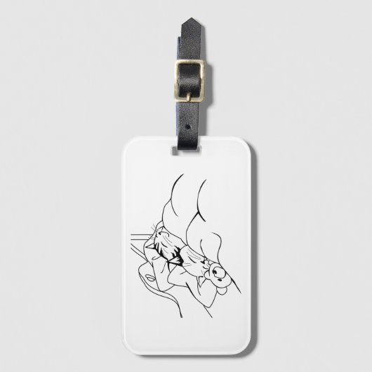 Niedliche glückliche Katzen Schlafen im Bett mit T Gepäckanhänger (Vorderseite Vertikal)