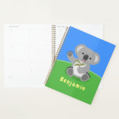 Niedliche glückliche koala schwingende Cartoon-Abb Planer (Anzeige)