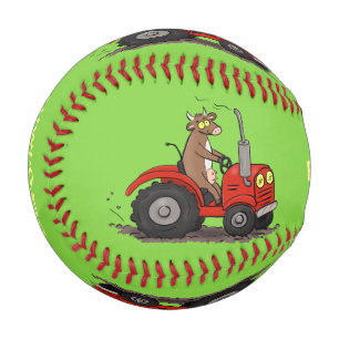 Niedliche glückliche Kuh, die einen roten Traktor- Baseball