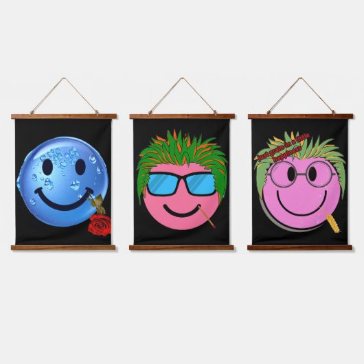 NIEDLICHE GLÜCKLICHE MENSCHEN! WANDTEPPICH MIT HOLZRAHMEN (Dreifach)