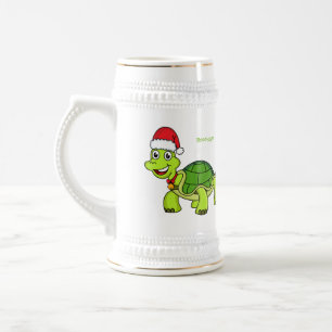 Niedliche glückliche Schildkröte mit Weihnachtsman Bierglas
