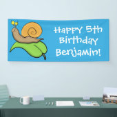 Niedliche, glückliche Schnecke auf einer Cartoon-I Banner (Messe)