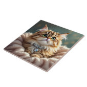 Niedliche graue Fluffy Tabby Katze mit Diamond Col Fliese (Seite)