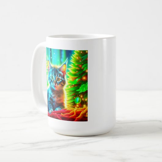 Niedliche graue Kätzchen mit Weihnachtsbäumen Kaffeetasse (Vorderseite Links)