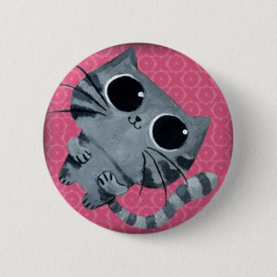 Niedliche graue Katze mit großen schwarzen Augen Button