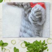 Niedliche graue Tabby Cat mit Weihnachtsmütze Weih Geschirrtuch (Gefaltet)