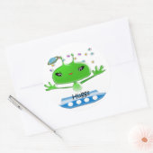 Niedliche Green Outer Space Außerirdischen mit Rau Runder Aufkleber (Umschlag)