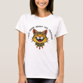 Niedliche Groovy Cat im Stammeskleid T-Shirt (Vorderseite)