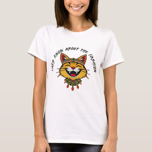 Niedliche Groovy Cat im Stammeskleid T-Shirt (Vorderseite)