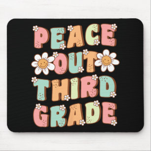 Niedliche Groovy der dritten Klasse am letzten Tag Mousepad