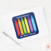 Niedliche Grundschule Dieses Buch gehört Crayon Quadratischer Aufkleber (Umschlag)