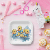 Niedliche Gummiente in blauer Kleidung Pappteller (Party)