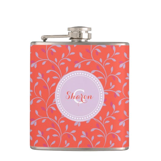 Niedliche gürtelpastellfarbene lila Blumenmuster M Flachmann (Vorderseite)