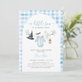 Niedliche Halloween-Kinderdusche Einladung (Stehend Vorderseite)