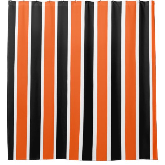 Niedliche Halloween-Streifen in Orange und Schwarz Duschvorhang (Vorderseite)