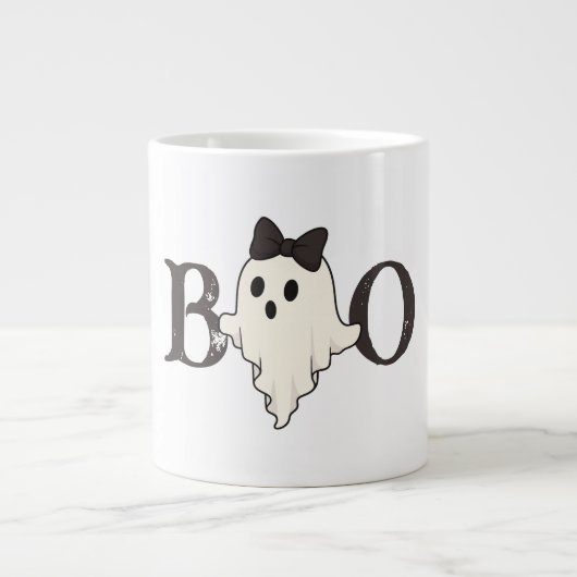 Niedliche Halloween-Tasse - "Boo"-Geist mit Bow Jumbo-Tasse (Vorderseite)