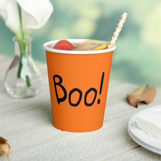 Niedliche handgeschriebene Typografie Halloween Pappbecher (In Situ)