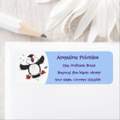 Niedliche Happy-Fying-Puffsängerin mit blauen Cart (Insitu)