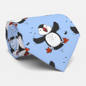 Niedliche Happy-Fying-Puffsängerin mit blauen Cart Krawatte (Gerollt)